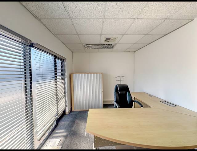 176M² OFFICE FOR SALE IN UMHLANGA RIDGE
